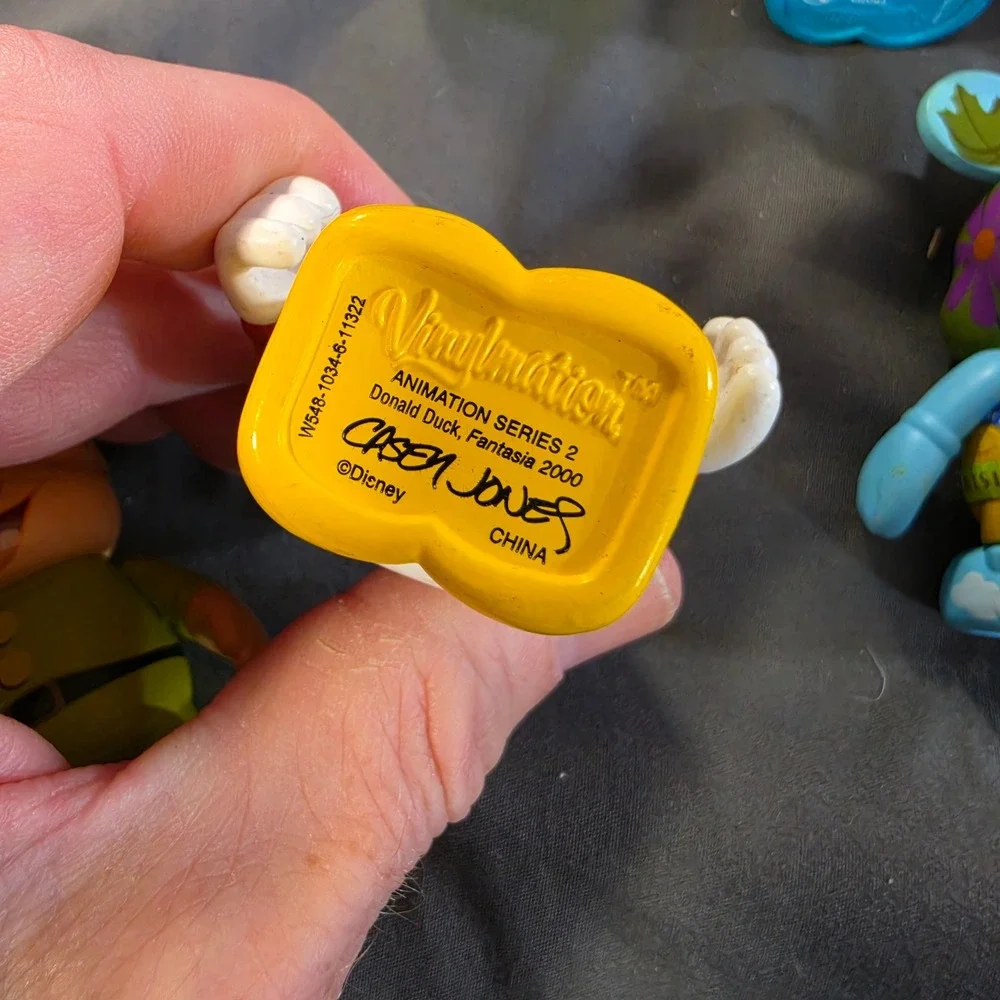 Disney vinylmation figure